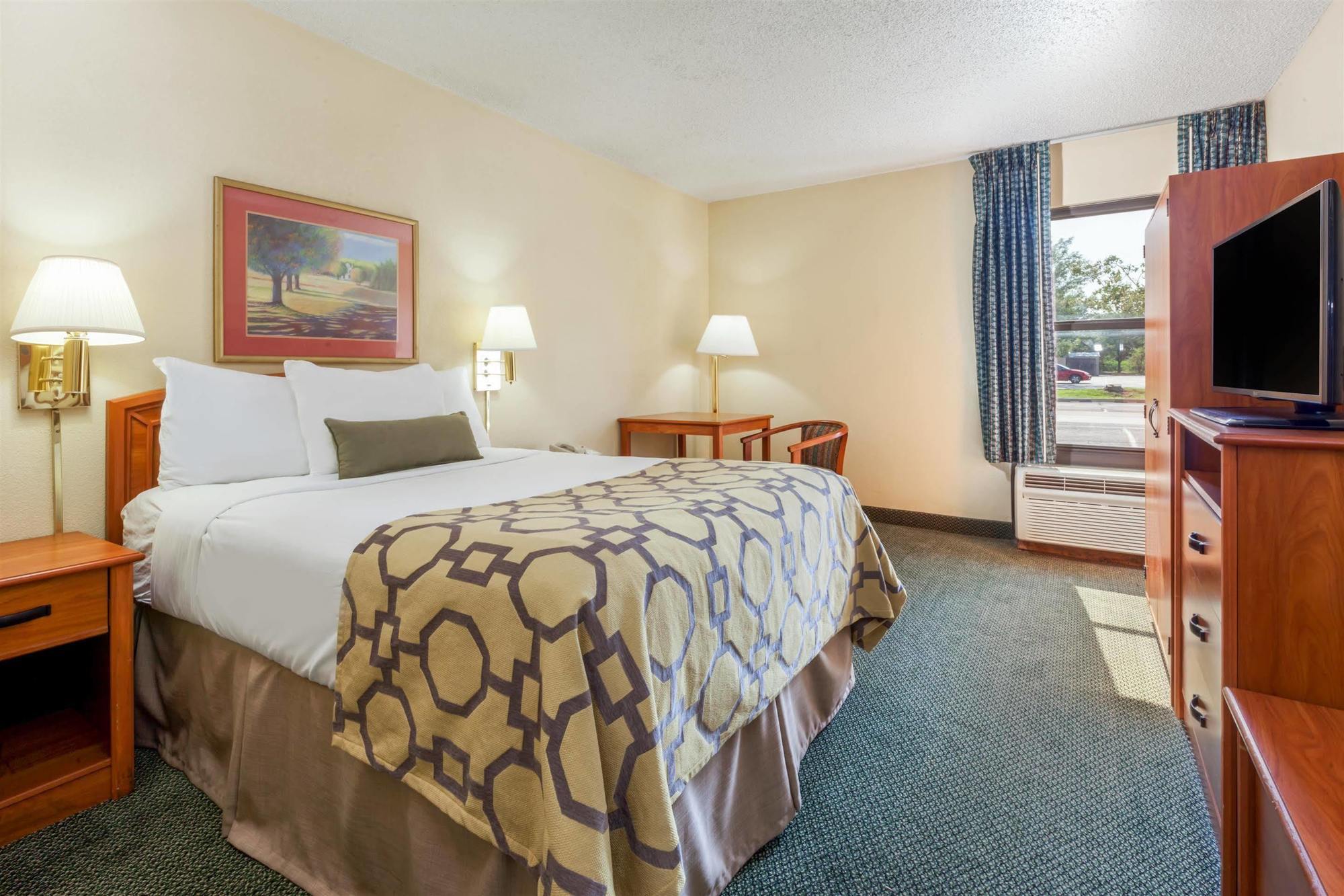 Baymont By Wyndham Amarillo East Hotel Exterior photo